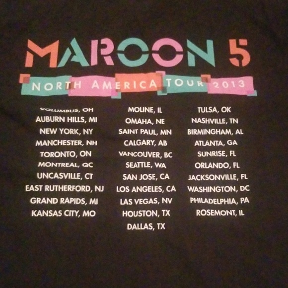 Maroon 5 concert T-shirt - Picture 2 of 2
